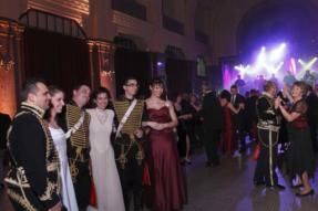 Szechenyi-bal-2013-12